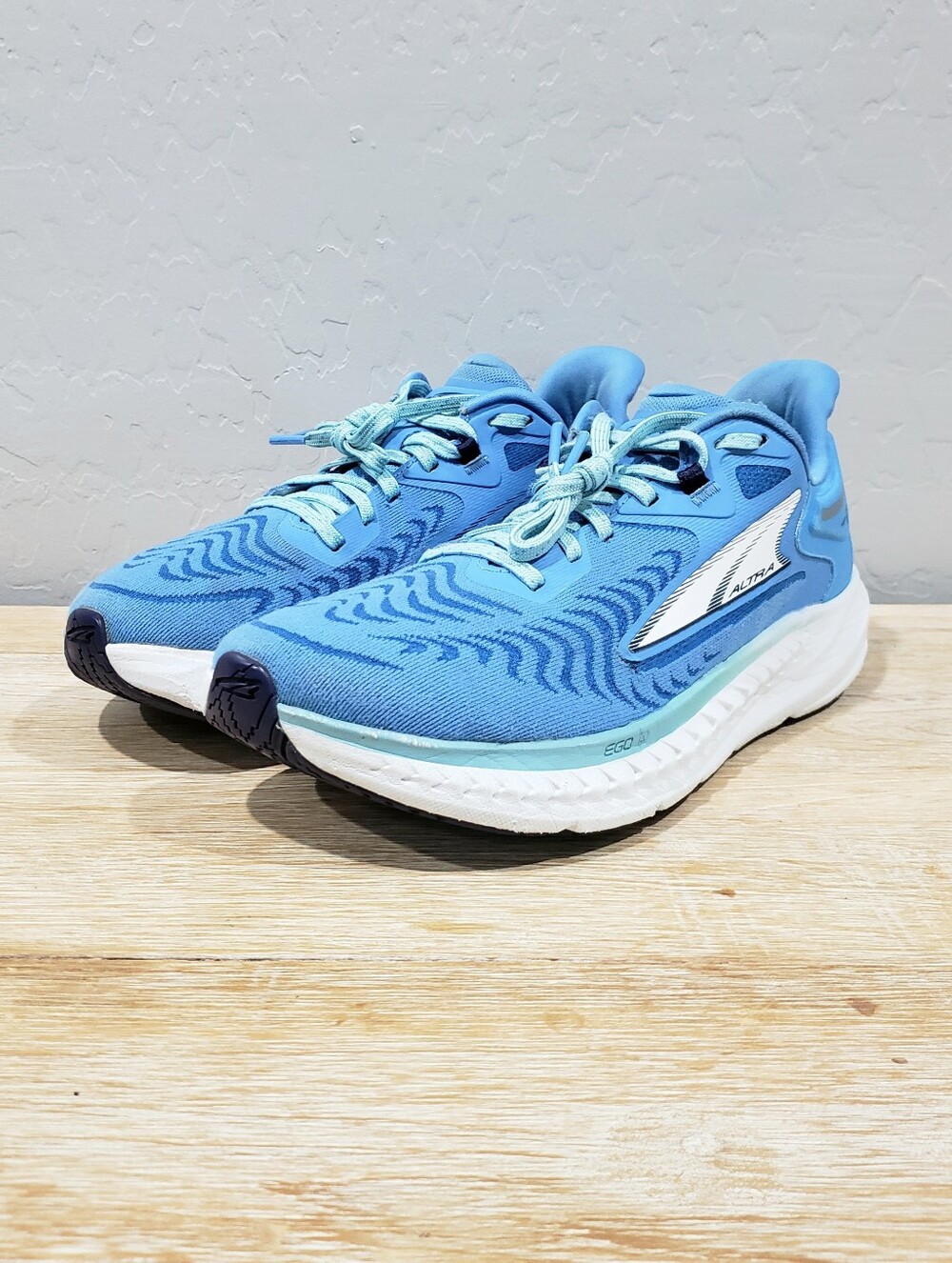 ALTRA Women's Torin 7 Road-Running Shoes (9) Blue/White